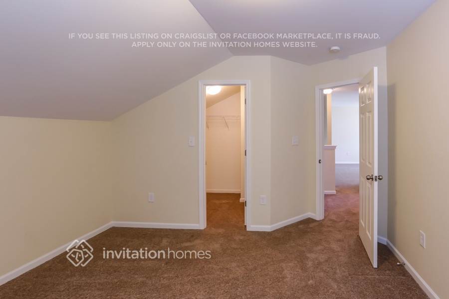 Building Photo - 7888 Smith Pond Dr