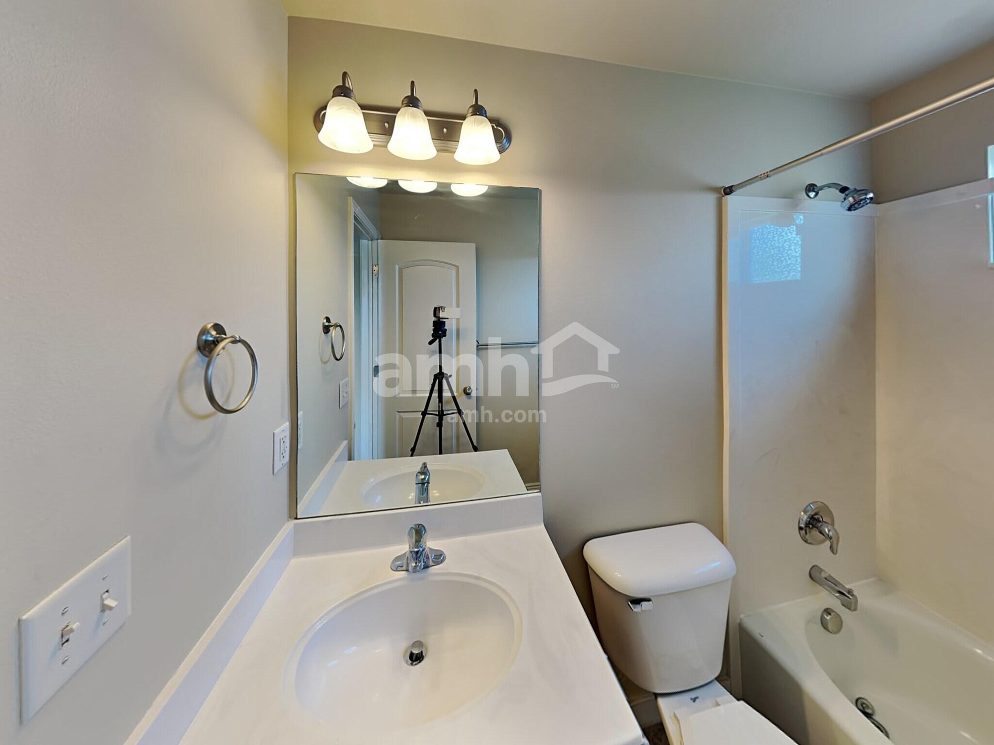 Building Photo - 3501 Bay Ct