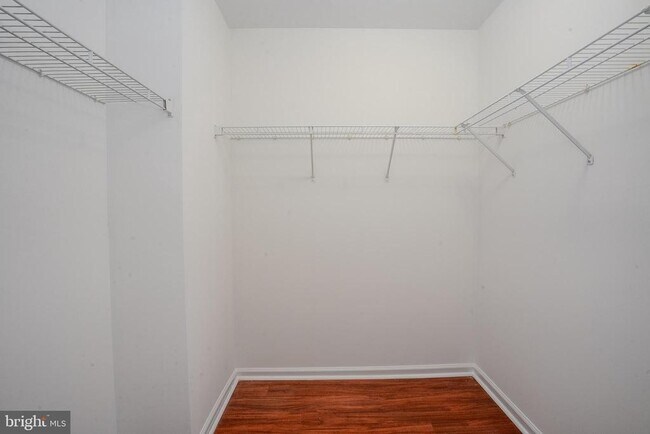 Building Photo - 1311 Blossom Cir