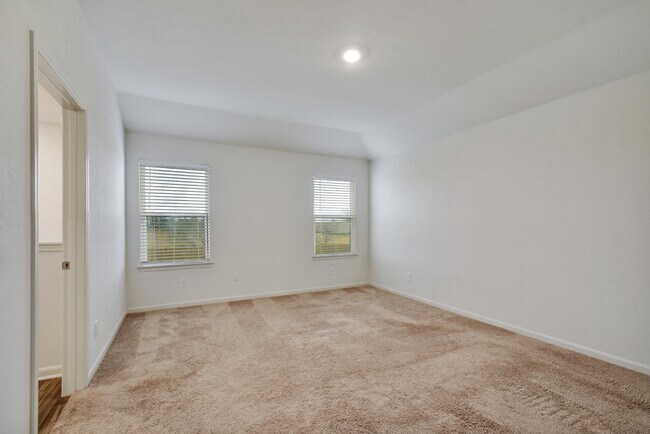 Building Photo - 11027 Chatham Ct