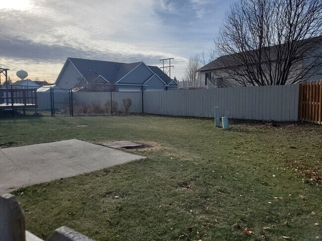 Building Photo - 2336 Keystone Ct