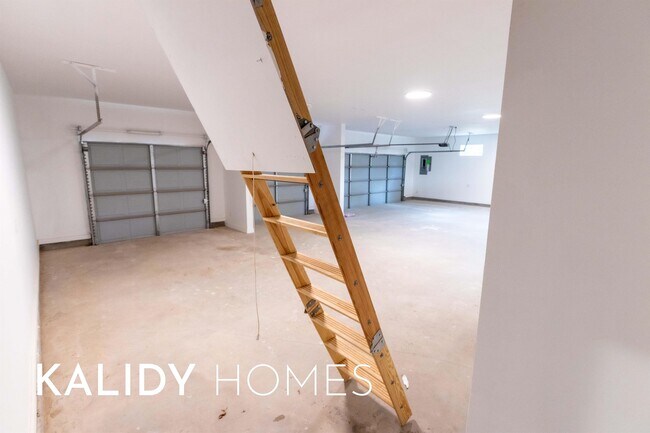 Building Photo - 1679 Kalidy Dr