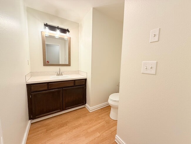 Building Photo - Beautifully Updated 4-Bedroom Home in Woodland, WA – Pet Friendly