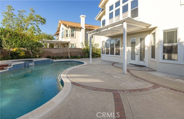 Building Photo - 2142 Marselina