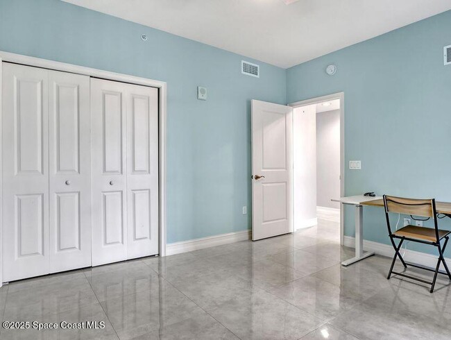 Building Photo - 1435 S Harbor City Blvd