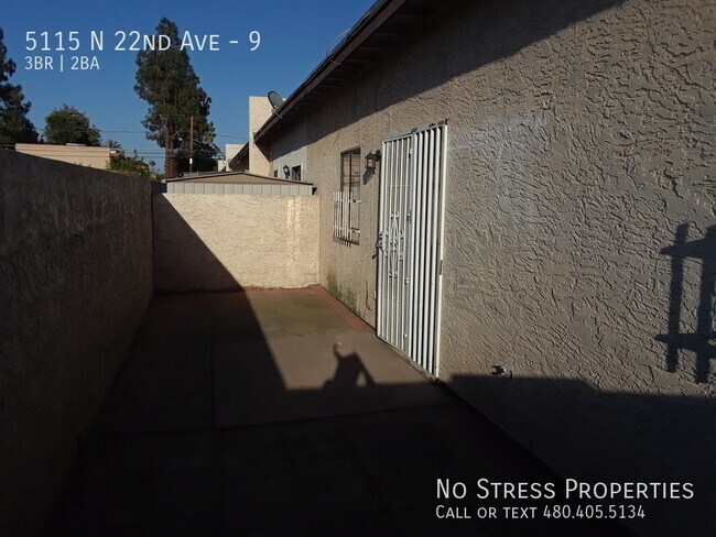 Building Photo - 5115 N 22nd Ave