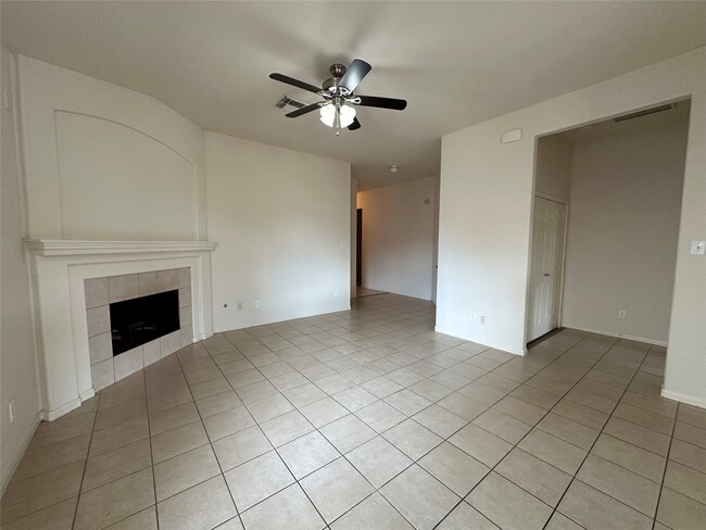 Building Photo - 14611 Becurtesy Ct