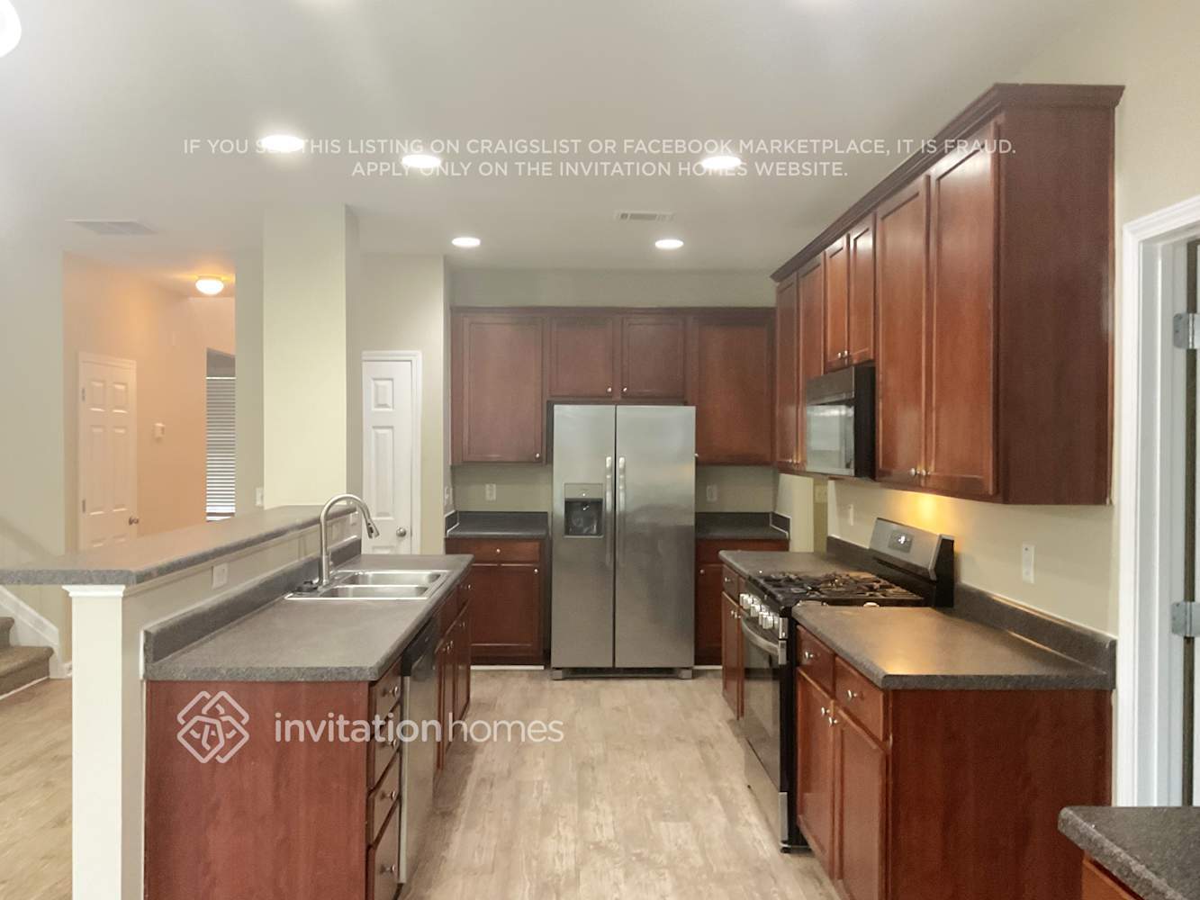 Building Photo - 655 Briarhurst Ct