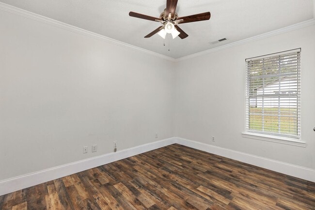 Building Photo - 3b/3ba RENTAL on 5.2 acres CULLMAN