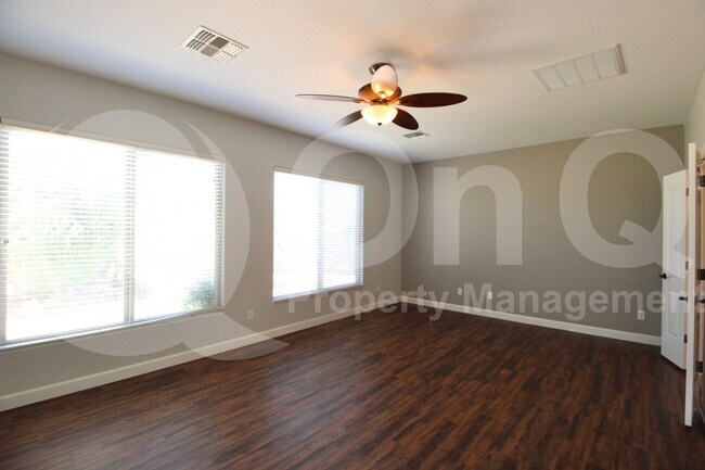 Building Photo - 13532 W Junipero Dr