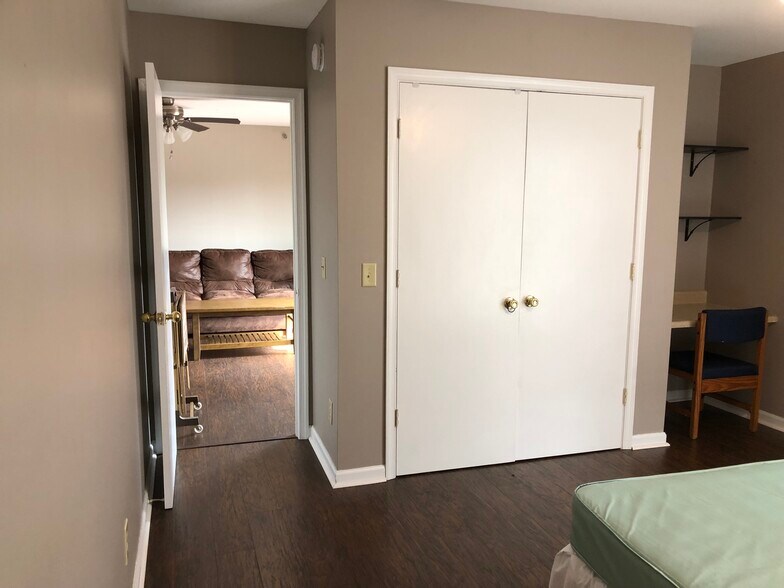 Bedroom 1 - 1366 Hunters Rd