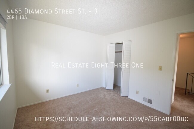 Building Photo - 4465 Diamond St