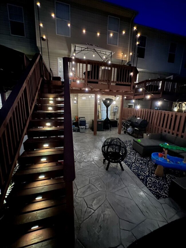 Patio/Deck - 3345 Canton Ct