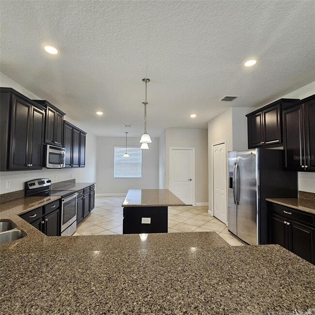 Building Photo - 2628 Atherton Dr
