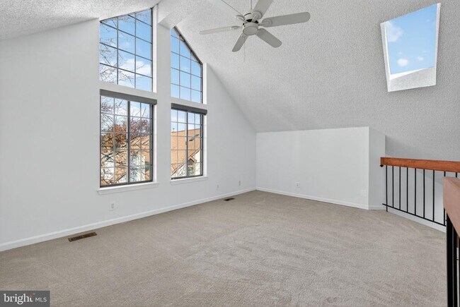 Building Photo - 6017 Curtier Dr