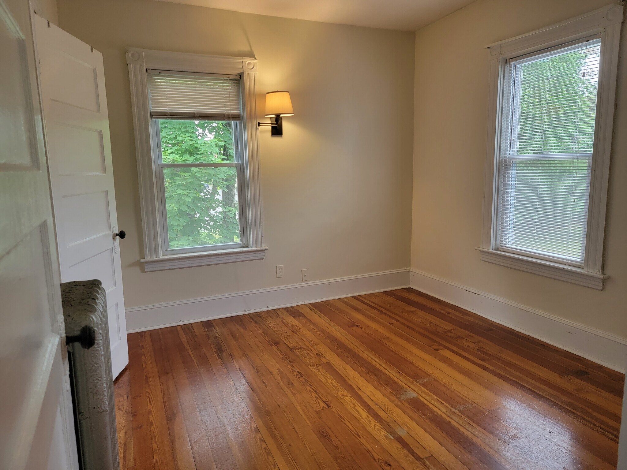 Back bedroom - 15 Starkey Ave
