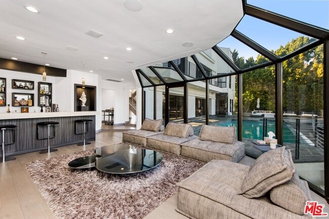 Building Photo - 11955 Pinnacle Pl