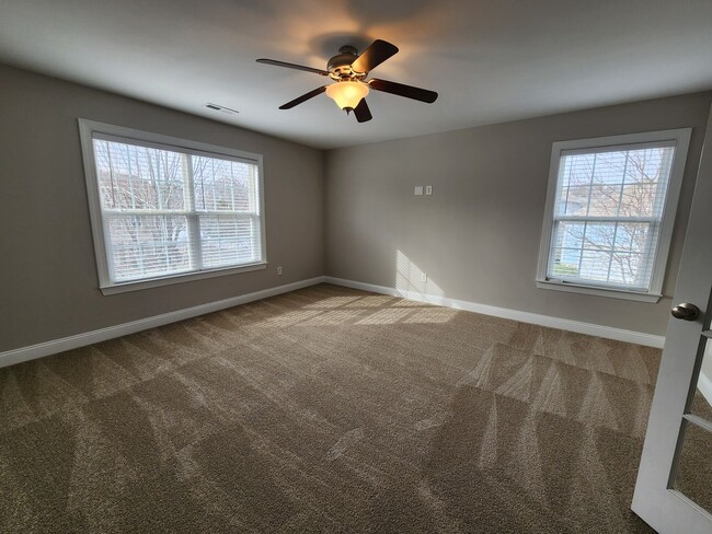 Building Photo - Charleston Style Home In Matthews