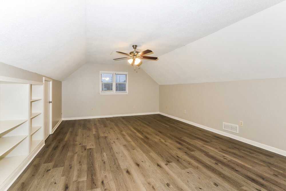 Building Photo - 9254 Chalkwell Ave