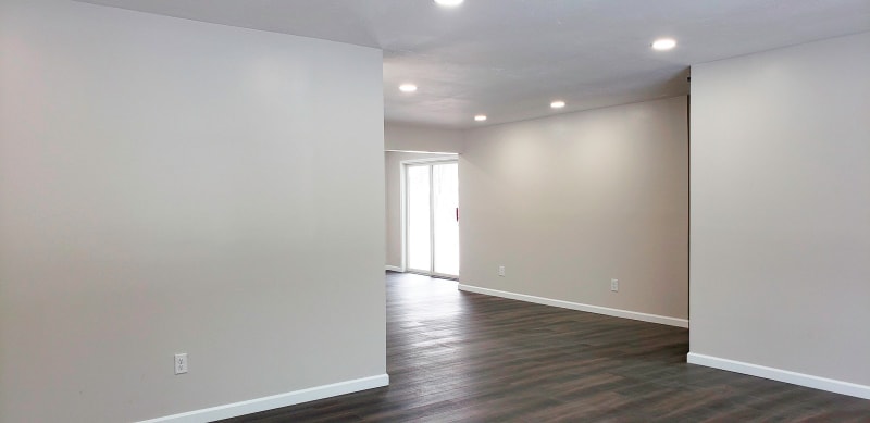 Building Photo - 351 W Center St