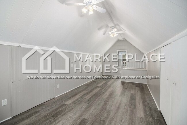 Building Photo - 24850 Wilmot Ave