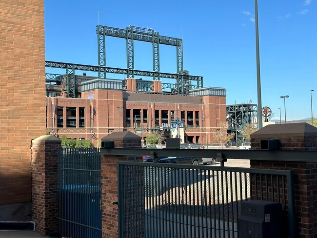 Building Photo - 2261 Blake St