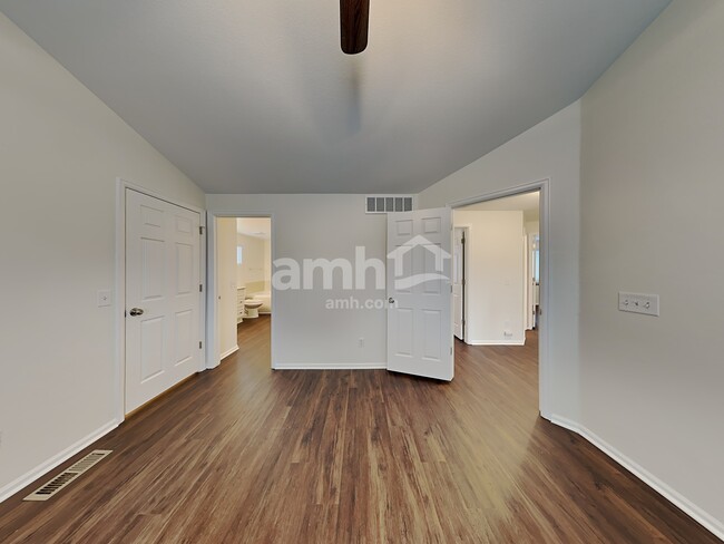 Building Photo - 1866 Walton Dr