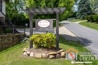 Building Photo - Miller Street Townhomes