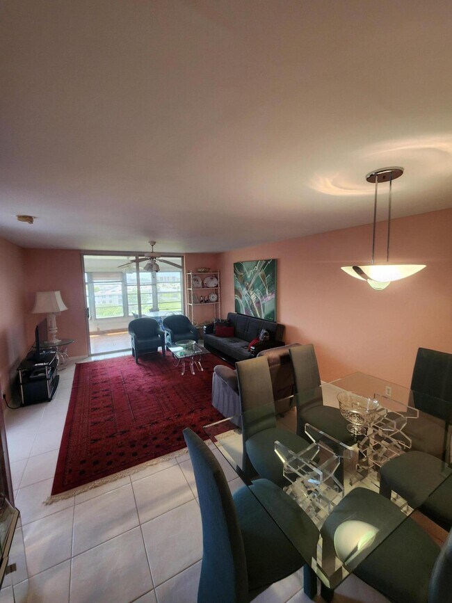 Building Photo - 14671 Bonaire Blvd