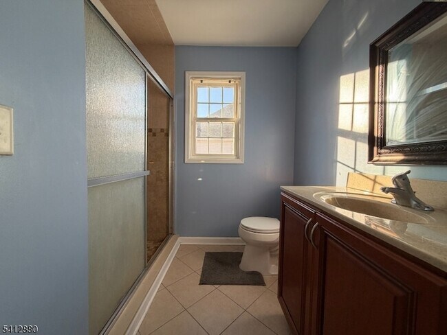 Building Photo - 105 Churchill Ave