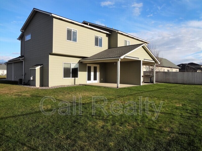 Building Photo - 713 Jakeman Ln