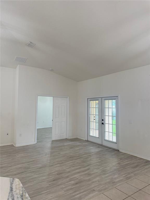 Building Photo - 314 Erie Dr