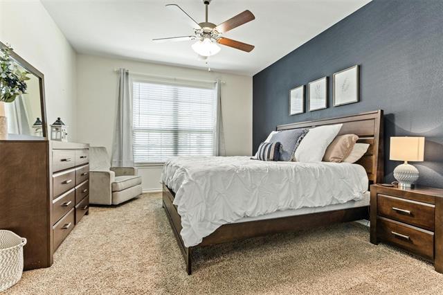 Building Photo - 2157 Miramar Dr