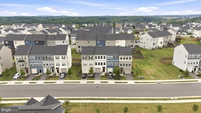 Building Photo - 246 Norland Knoll Dr