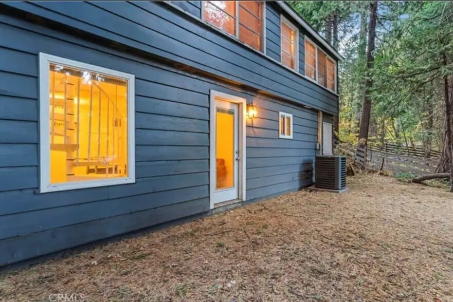 Building Photo - 26776 CA-189