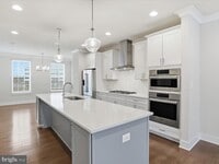 Building Photo - 5266 Ridgeview Retreat Dr