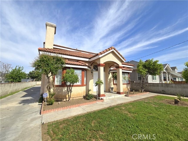 Building Photo - 2520 Denton Ave