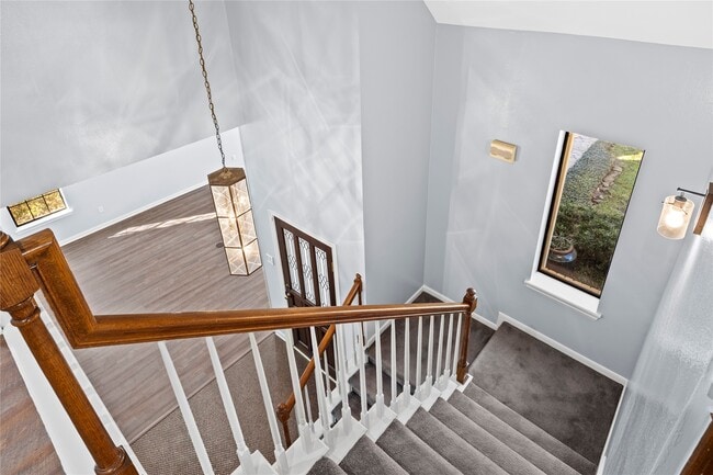 Building Photo - 18227 Longmoor Dr