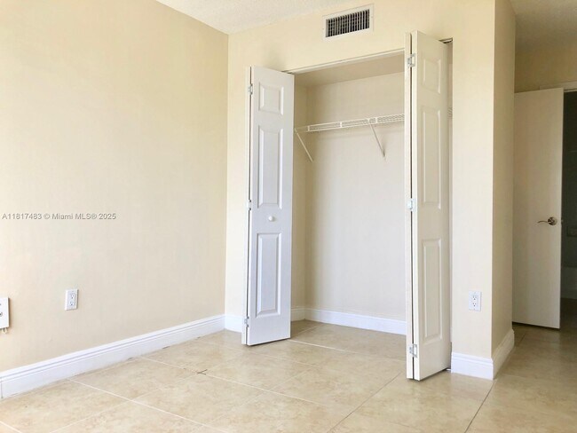 Building Photo - 12178 St.Andrews Pl