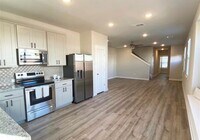 Building Photo - 184 Threshing Rd