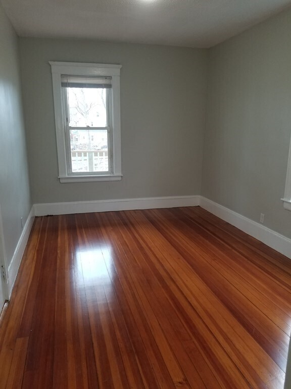 Building Photo - 29 W Tremlett St