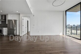 Building Photo - 788 West Marietta St NW