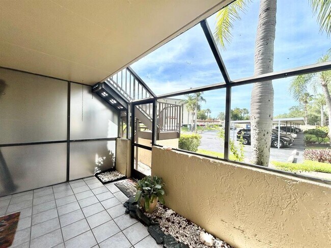 Building Photo - 2420 Winding Creek Blvd