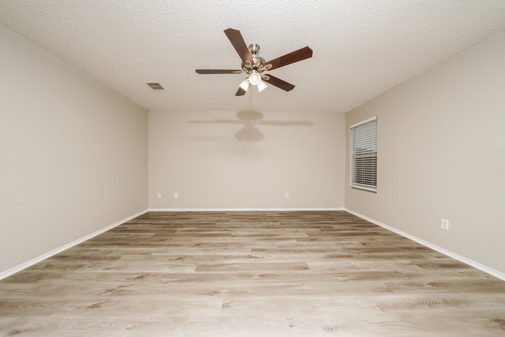 Building Photo - 2724 Woodlake Pkwy