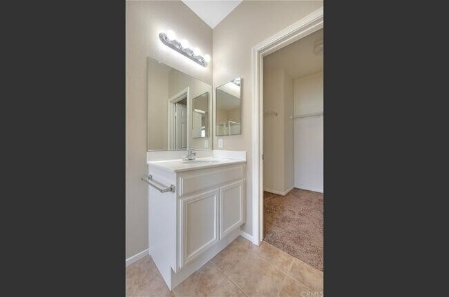 Building Photo - 219 La Amistad Way