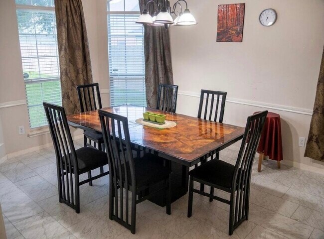 Building Photo - 14503 Hagans Ct