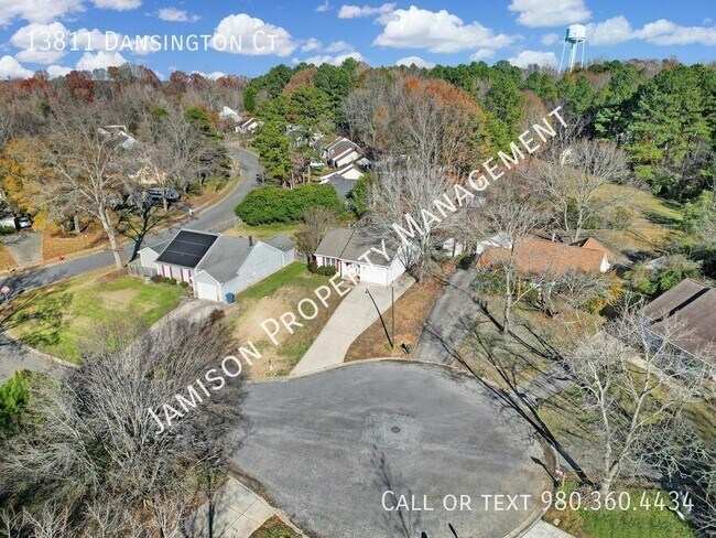 Building Photo - 13811 Dansington Ct