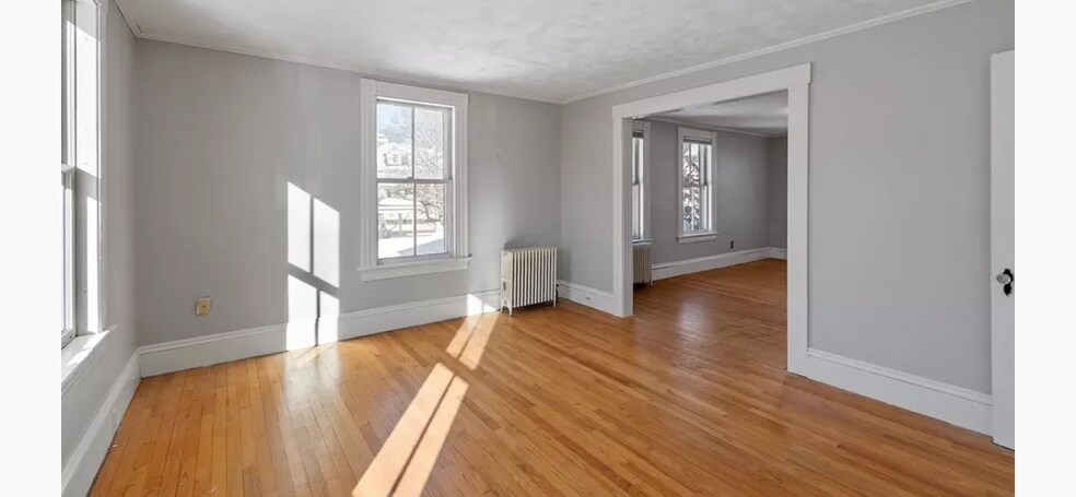 Building Photo - 53 Whittier St