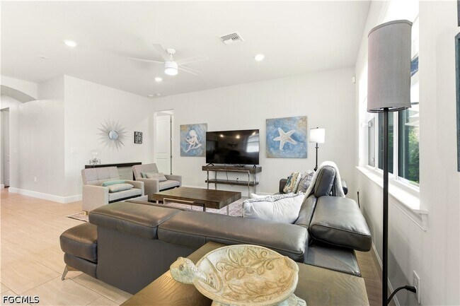 Building Photo - 17728 Silverspur Dr