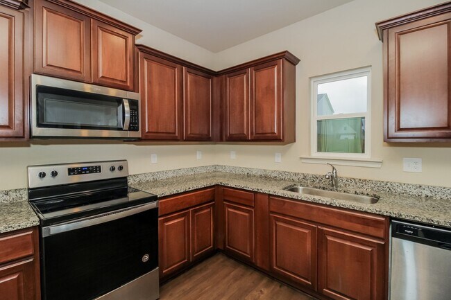 Building Photo - 134 Innis Brk Cir